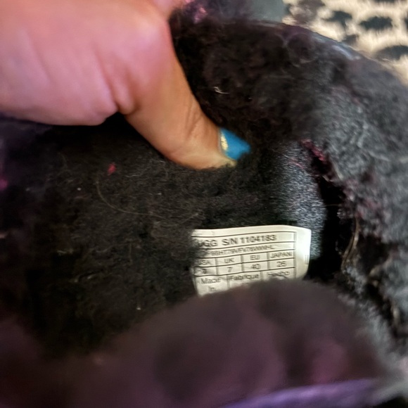 black ugg boots✨ - Picture 7 of 7